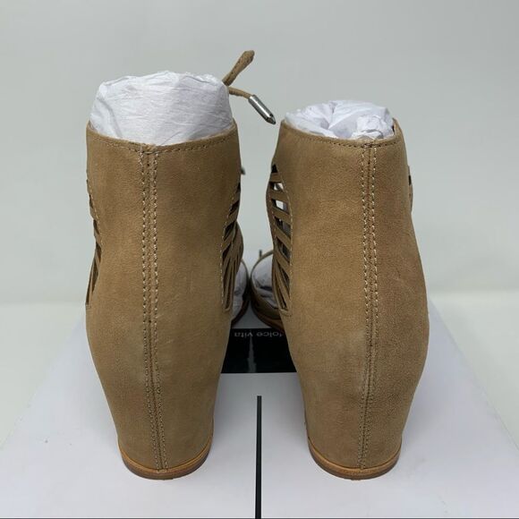 Dolce Vita Linsey Sandal - Picture 5 of 8